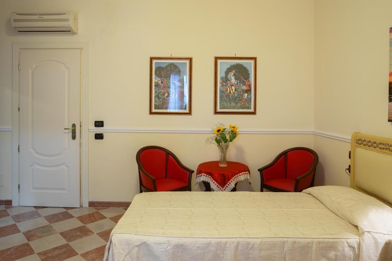 Hotel Trinacria Palermo Bagian luar foto